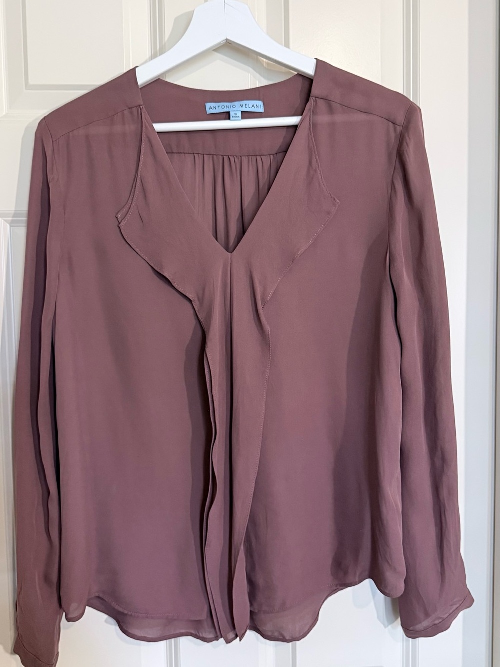 ANTONIO MELANI 100% Silk Mauve Long-Sleeve V-Neck Blouse